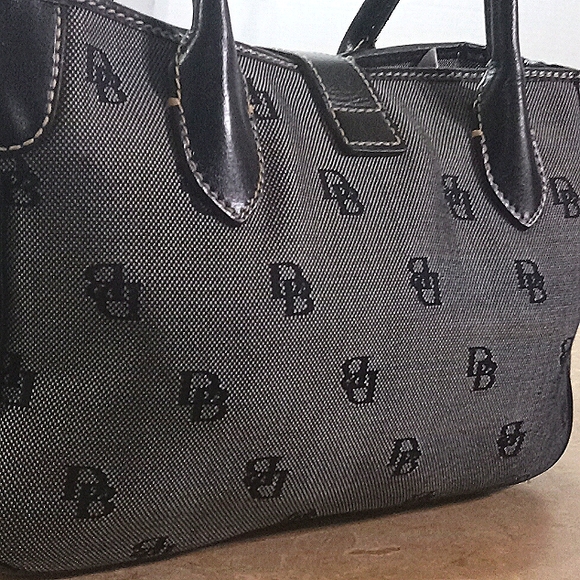 Dooney & Bourke Purse - Picture 9 of 12
